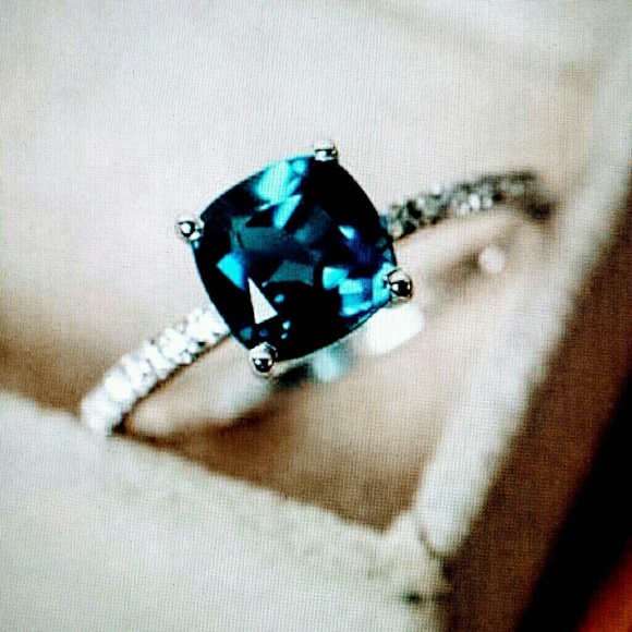 Closeout 🌸Peacock blue topaz . 925 silver filled - Picture 8 of 10